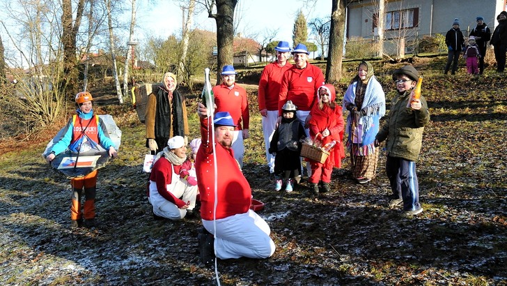 Čerťák byl plný legrace, i když ho nepřikryla sněhová peřina Čerťák byl plný legrace, i když ho nepřikryla sněhová peřina