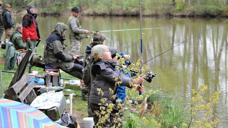 Rybáři soupeřili o nejlepší úlovky na Krčmaříku Rybáři soupeřili o nejlepší úlovky na Krčmaříku