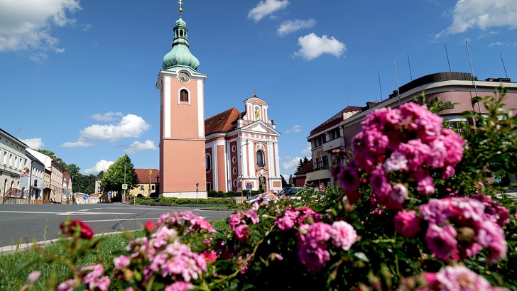 Cena vody v Červeném Kostelci v roce 2022 činí 81,50 Kč, jak rostla od roku 2016? Cena vody v Červeném Kostelci v roce 2022 činí 81,50 Kč, jak rostla od roku 2016?
