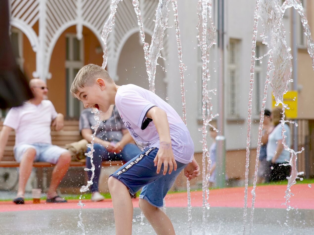 Slavnostní otevření prostranství mezi školami Slavnostní otevření prostranství mezi školami