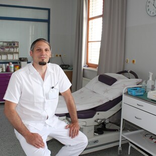 MUDr. Zdeněk Havlík: Ženy chtějí rodit přirozeně. My jim k tomu pomáháme. MUDr. Zdeněk Havlík: Ženy chtějí rodit přirozeně. My jim k tomu pomáháme.
