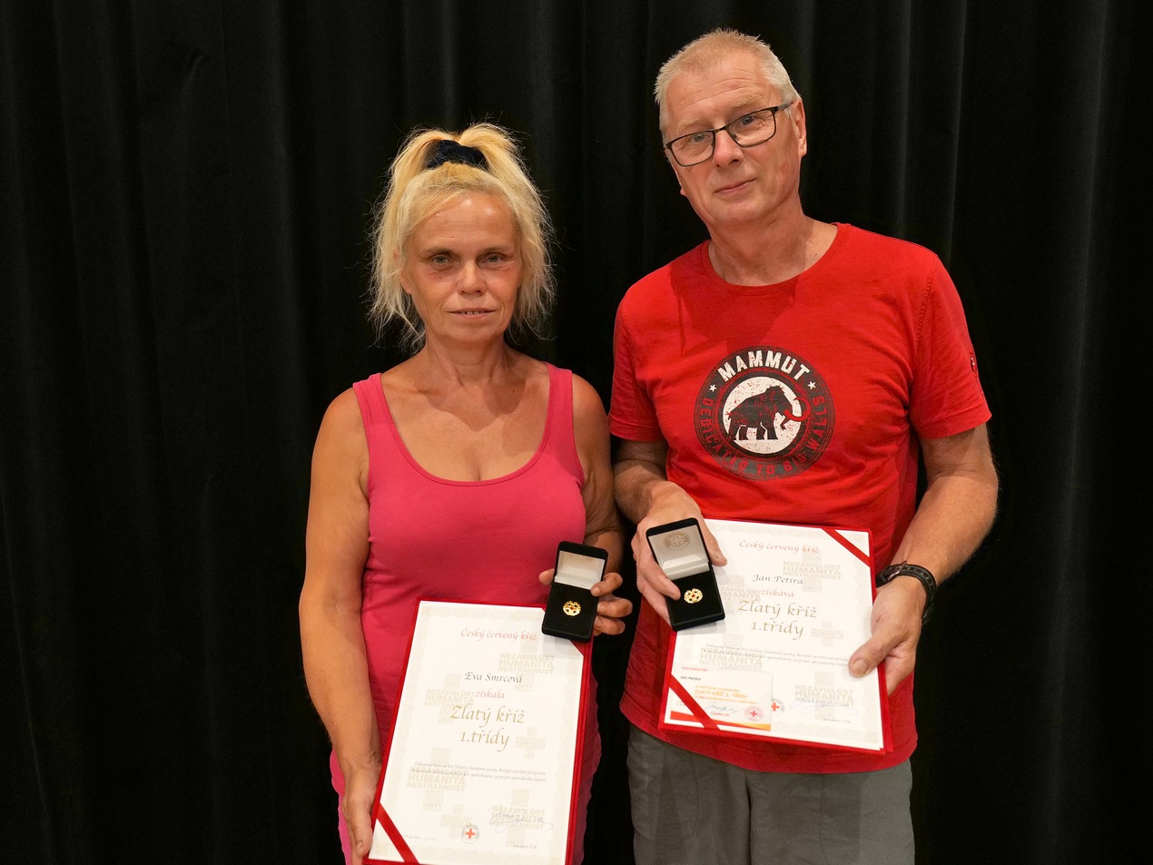 Dobrovolní dárci krve si v divadle J. K. Tyla převzali zasloužená ocenění Dobrovolní dárci krve si v divadle J. K. Tyla převzali zasloužená ocenění