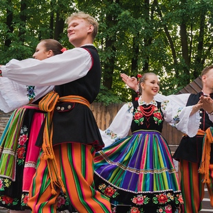 68. ročník Mezinárodního folklorního festivalu přivítal 4 tuzemské a 8 zahraničních souborů 68. ročník Mezinárodního folklorního festivalu přivítal 4 tuzemské a 8 zahraničních souborů
