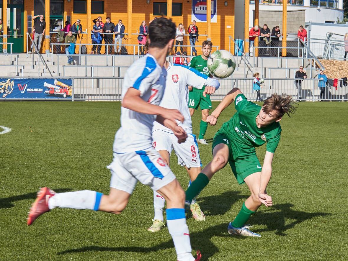 Fotbalový zápas mezi reprezentací České republiky a týmem Wroclawi