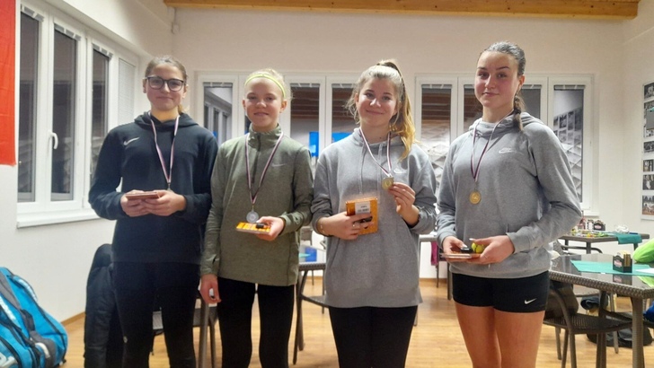 Tenis: Historicky první turnaj v přetlakové hale ovládla domácí Natálie Jará